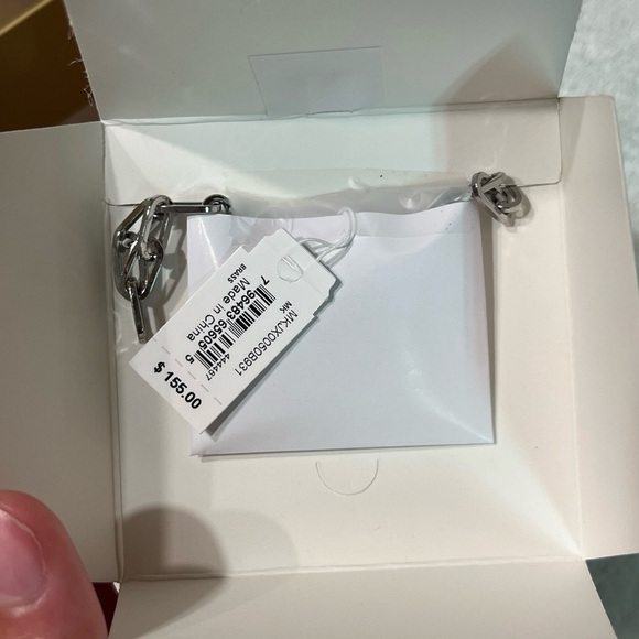 NEW Michael Kors two-toned necklace. Silver & gold tones. Chain link Box incl - Picture 9 of 14